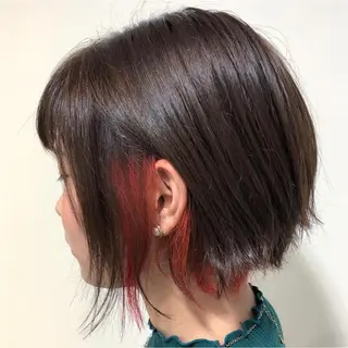 ショート カラー ヘアアレンジ ハイトーンカラー🤍 山下 優華のヘアスタイル