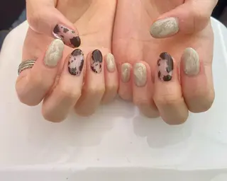 ネイル 安藤 彩乃のネイルデザイン
