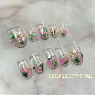 ネイル LOUISE CRYSTALのネイルデザイン