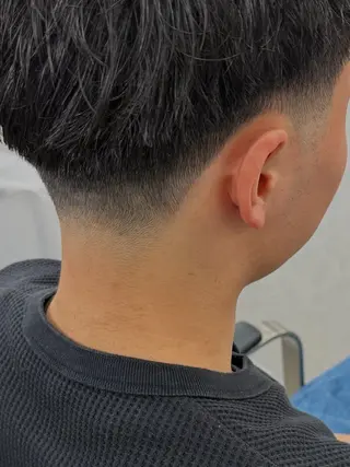 ショート メンズ フェザーパーマ浦和 スパイキーショートのヘアスタイル