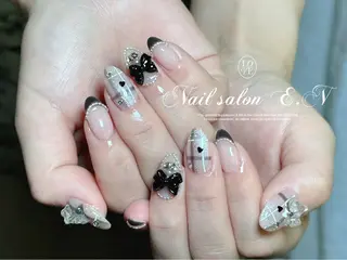 ネイル E.N🦋 長さ出し/持ち込みのネイルデザイン