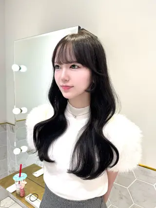 ロング カラー costes 今井芽依のヘアスタイル