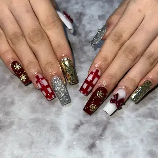 ロング BeautySalonKREI所属・KREI NORIKAのネイルデザイン