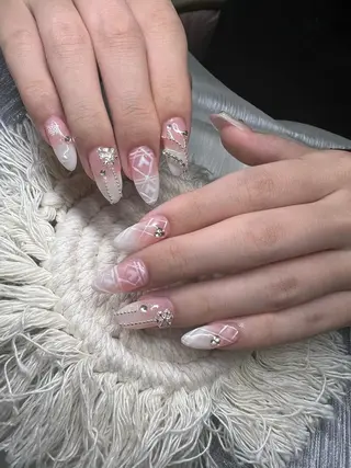ネイル Lee Nails チップ長さだし専門店のネイルデザイン