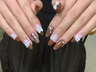 ネイル J&C Nail Salon吉祥寺所属・YU KIのネイルデザイン