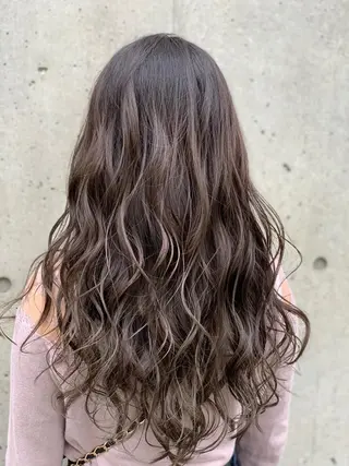 ロング カラー 韓国レイヤー/ミルク ティー🟤高橋　暖のヘアスタイル