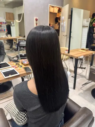 カラー 🫧毛先カット 🫧山中沙希のヘアスタイル