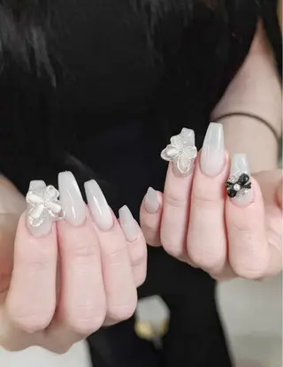 ネイル Lina nail所属・Lunaa 池袋のネイルデザイン