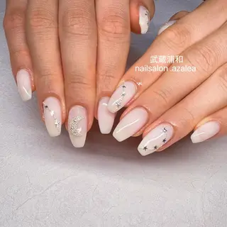 ネイル R inのネイルデザイン