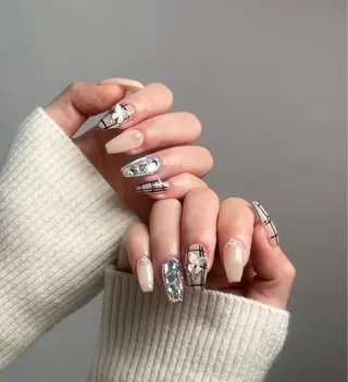 ネイル Lyna 池袋のネイルデザイン