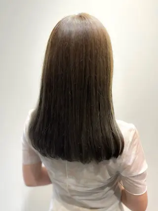 ミディアム カラー ducha所属・DUCHA Tomida naoのヘアスタイル