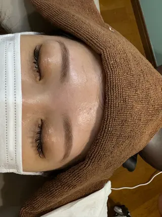 アイブロウ salonvilla所属・villa ☺︎草山 楓花のエステ・リラクイメージ