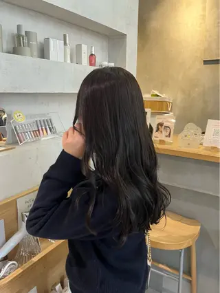 ロング カラー Lico所属・鈴木 由衣のヘアスタイル