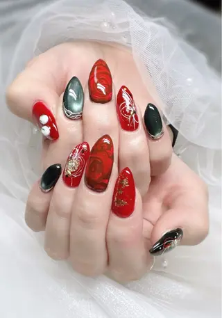 ネイル 高島 夏海のネイルデザイン