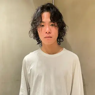 ミディアム パーマ 🌈圧倒的デザイン パーマ　関和希のヘアスタイル