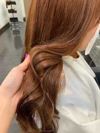 カラー 村山 佳穂のヘアスタイル