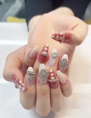 ネイル Nail Salon L'arc所属・💊大阪/心斎橋 moni🧠のネイルデザイン