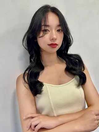 ロング カラー &.TIGRE smartsaronのヘアスタイル