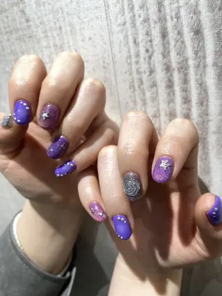 ネイル 13日3980円‼️ マグもデザインも◎のネイルデザイン