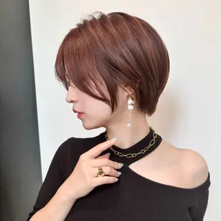 ショート ショート/レイヤー/ 縮毛矯正/ 渡邊莉玖のヘアスタイル