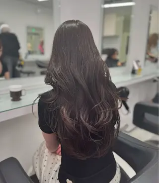 ロング カラー 透明感 カラーしゅうじのヘアスタイル