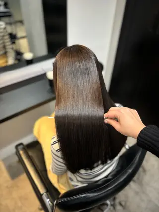 ロング 髪質改善♡ 保坂汐音のヘアスタイル