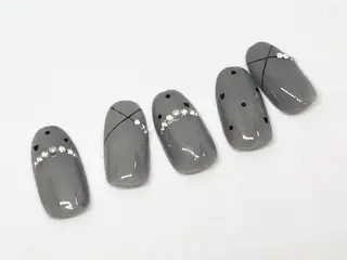 ネイル 【中川】 ロイヤル・セラピストのネイルデザイン