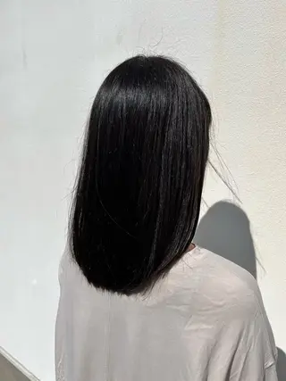 セミロング カラー 松岡 アユミ  berryのマツエク・マツパデザイン