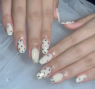 ネイル LAVISH nanamiのネイルデザイン