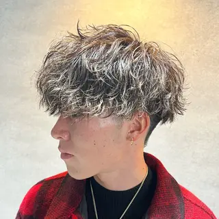 ショート カラー パーマ ヘアアレンジ メンズ 仕上がり満足度No. 1🔥BLUCK🔥のヘアスタイル
