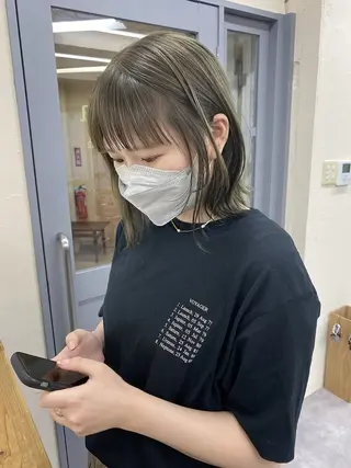 ミディアム カラー warme𓂂𓂃 fukaのヘアスタイル