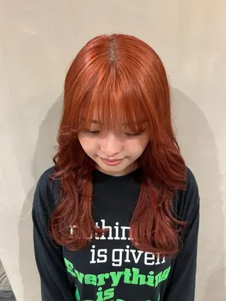 ロング ブリーチ /透明感カラー/のヘアスタイル