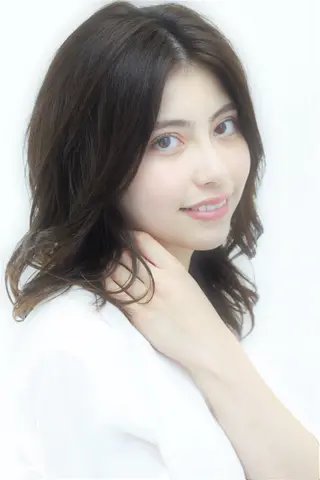 ミディアム 山村 伸一のヘアスタイル