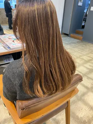 セミロング 小玉 杏華のヘアスタイル