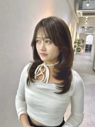 ミディアム 韓国レイヤー透明感 カラーヨウスケのヘアスタイル