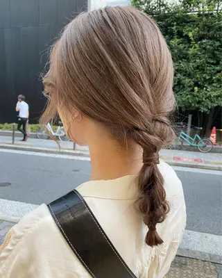セミロング カラー ヘアアレンジ マツエク・マツパ Noah's　Ark所属・透明感カラー🫧ヘア セット🫧松本菜月の眉毛・アイブロウイメージ