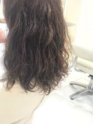 ロング パーマ 西 めぐみのヘアスタイル