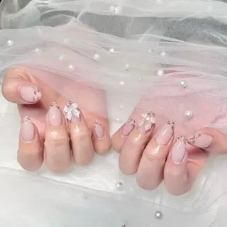 ネイル hair and beauty QUATRO 赤塚店所属・Allure赤塚店 鈴木果凜のネイルデザイン