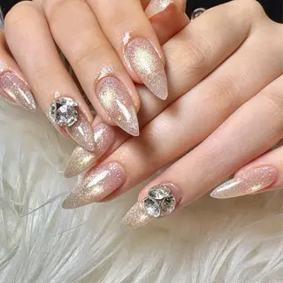 ネイル hohomi .のネイルデザイン