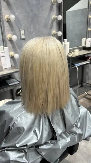 ミディアム カラー mimiiy梅田 中崎町ハイトーンのヘアスタイル