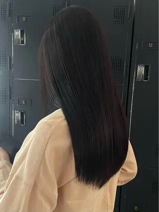 ロング 前田 海耀のヘアスタイル