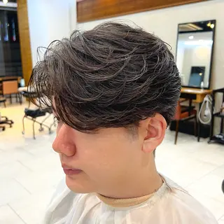 ショート パーマ メンズ メンズカット曲がる 縮毛矯正佐々木タクマのヘアスタイル