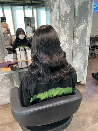 ミディアム カラー 艶髪/透明感🪽 DISCO🪽のヘアスタイル