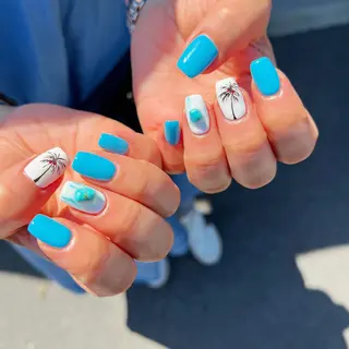 ネイル Rena colore'のネイルデザイン