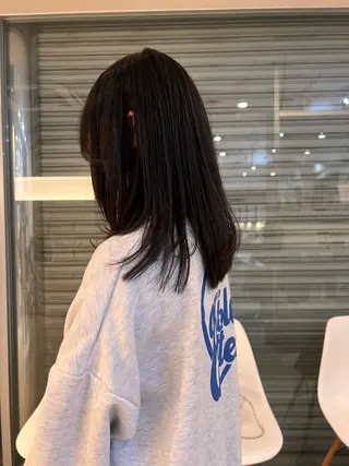 セミロング リリカ🐈‍⬛ブリー チカラー/上永谷のヘアスタイル