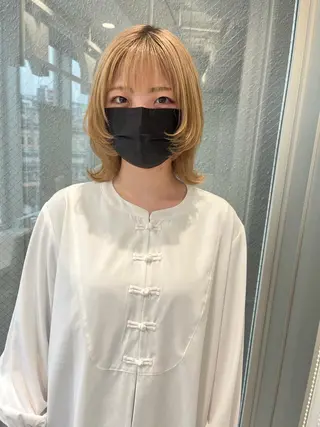 ミディアム ウルフカット／吉村 桃子のヘアスタイル