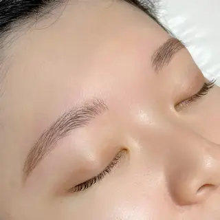 アイブロウ Li-Fra NAGARASAYAのマツエク・マツパデザイン