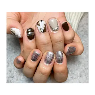 ネイル 駒月 明日香の眉毛・アイブロウイメージ