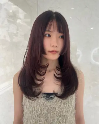 セミロング カラー ヘアアレンジ 顔まわりカット の達人のヘアスタイル