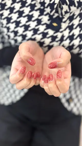 ネイル un Riche所属・アンリッシュ新宿店 ishiiのネイルデザイン